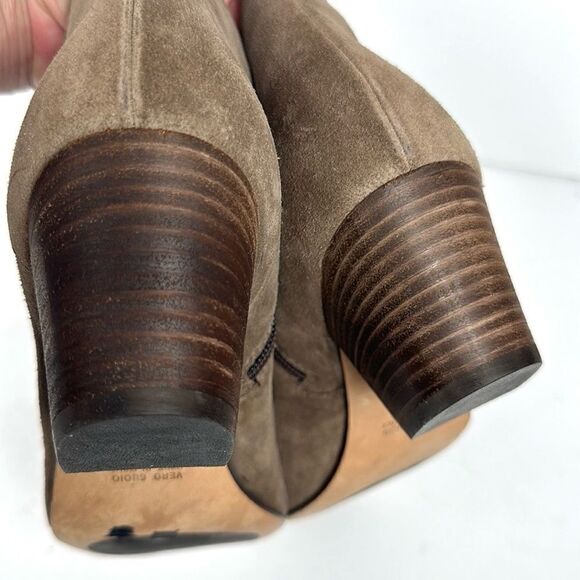 AQUATALIA Taupe Fallyn Suede Ankle Booties Block Heels Round Toe Side Zip US 9 - Picture 11 of 15
